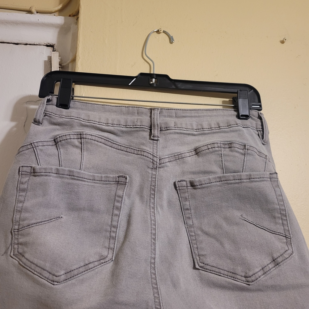 Fashion Nova Beacon Body Lifting Ripped High Rise Stretch Skinny Gray Denim SZ11 - Picture 7 of 14